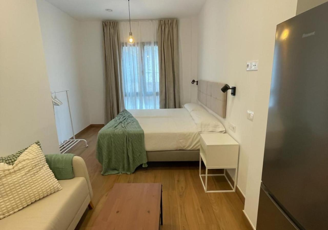 Global Suites Sevilla Buitenkant foto